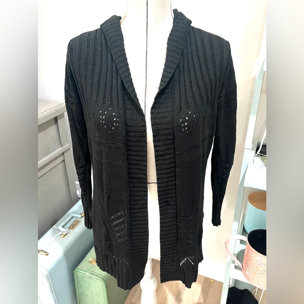 Arizona Jean Co Black Cardigan Sweater